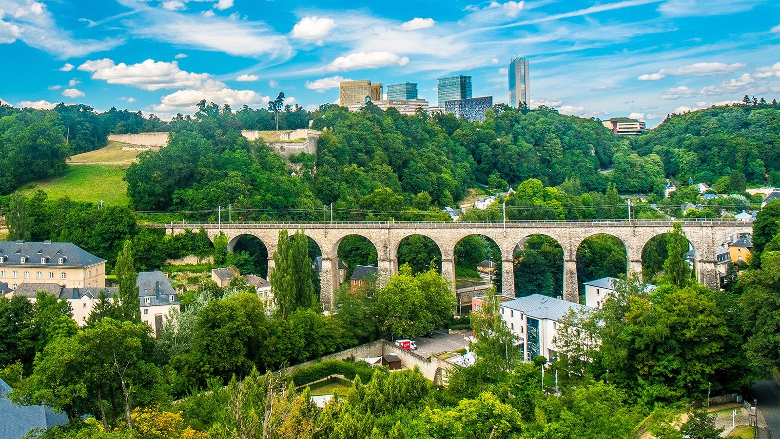Tour mùa hoa Tuylip: PHÁP – LUXEMBOURG – ĐỨC – BỈ – HÀ LAN 7N6Đ