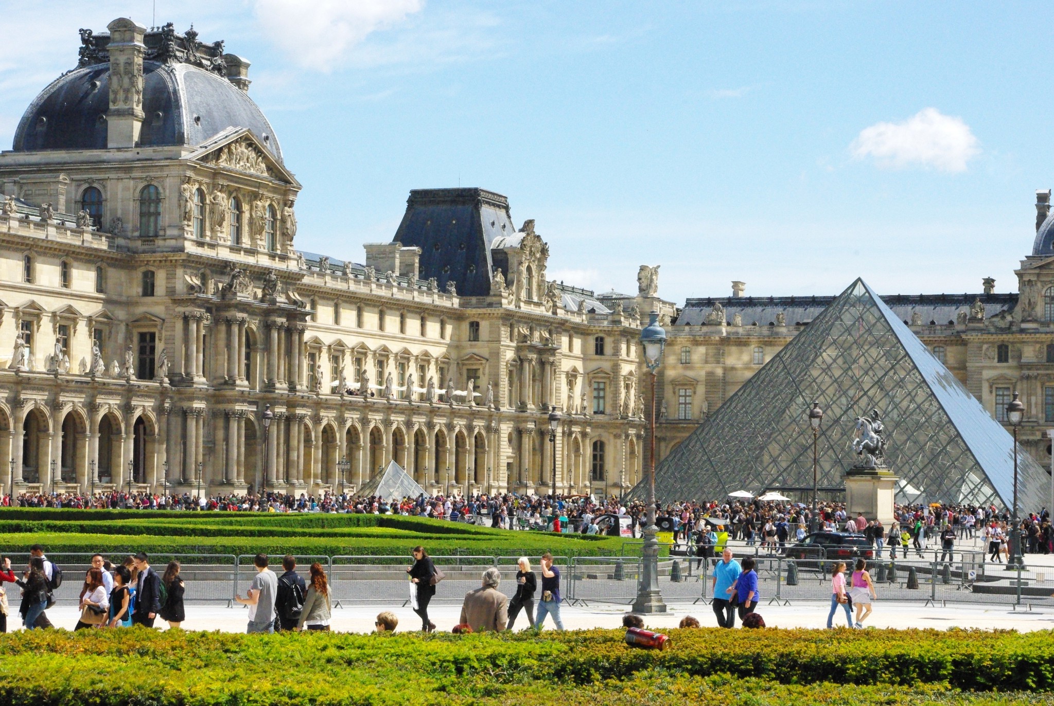 Tour 3 nước châu Âu: Pháp - Thụy Sĩ - Ý 10N9Đ