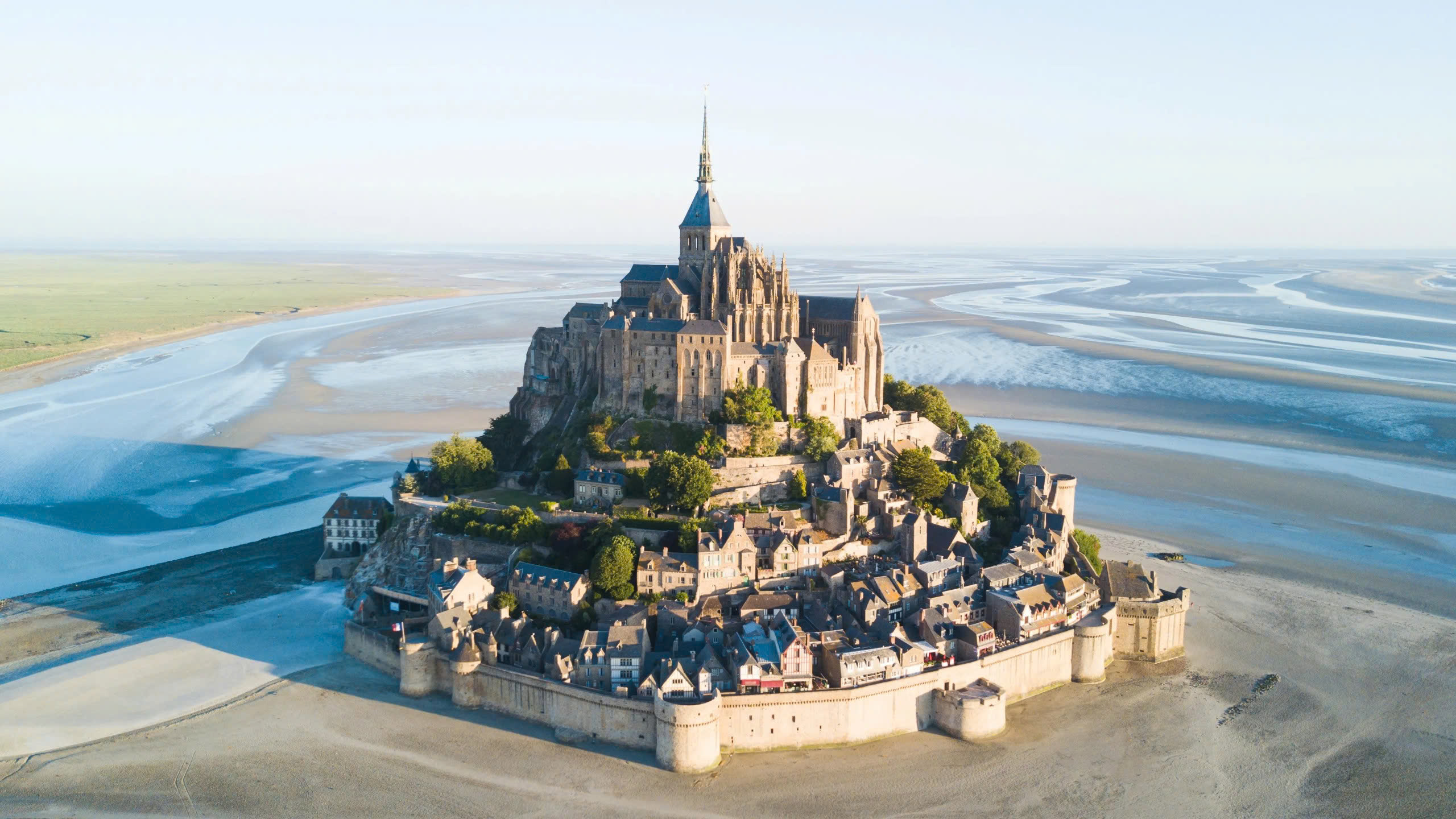 Khám phá Mont-Saint-Michel - lâu đài đẹp nhất nước Pháp