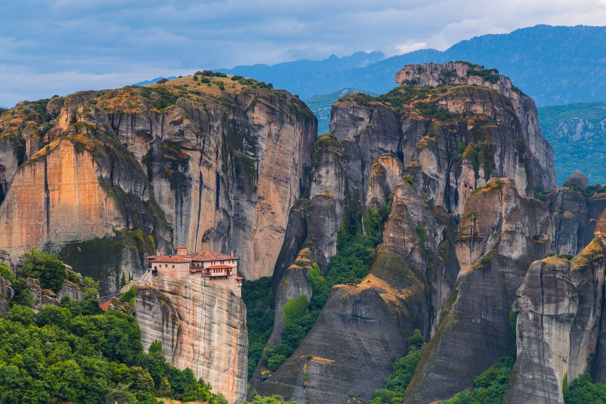 DU LỊCH KHÁM PHÁ BALKANS HY LẠP – ALBANIA – MACEDONIA – KOSOVO – MONTENEGRO – BOSNIA – CROATIA 14N13Đ