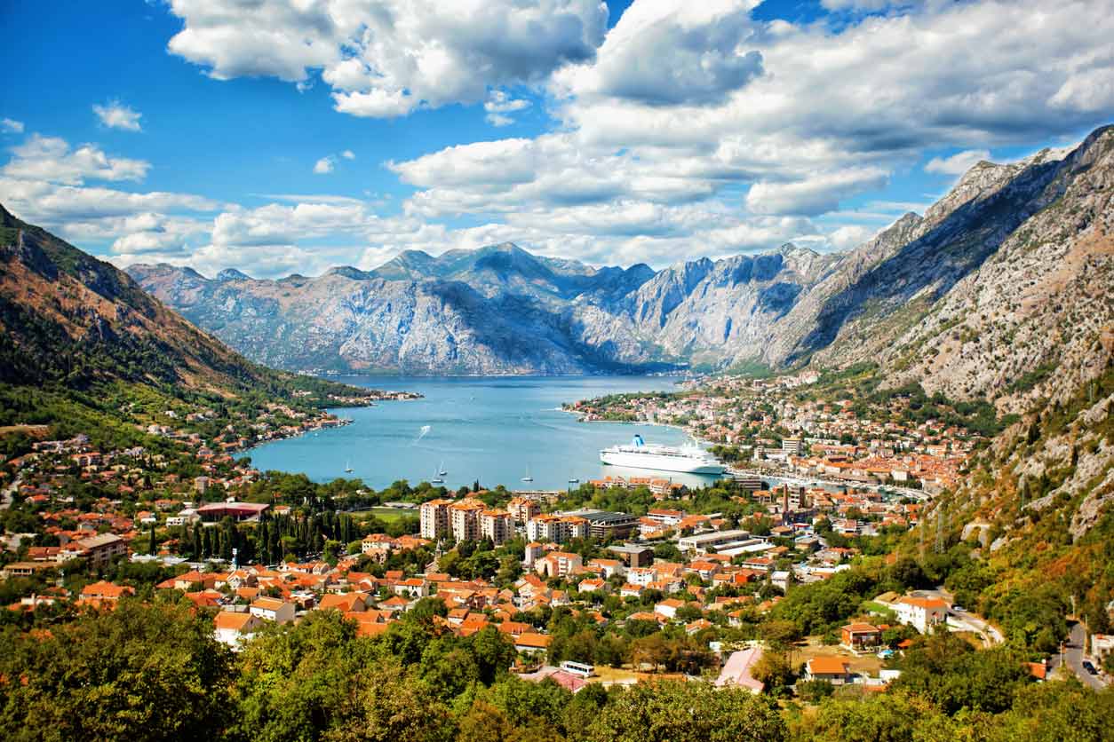 TOUR NAM ÂU : Ý - ALBANIA - MONTENEGRO - BOSNIA & HERZEGOVINA - CROATIA 
