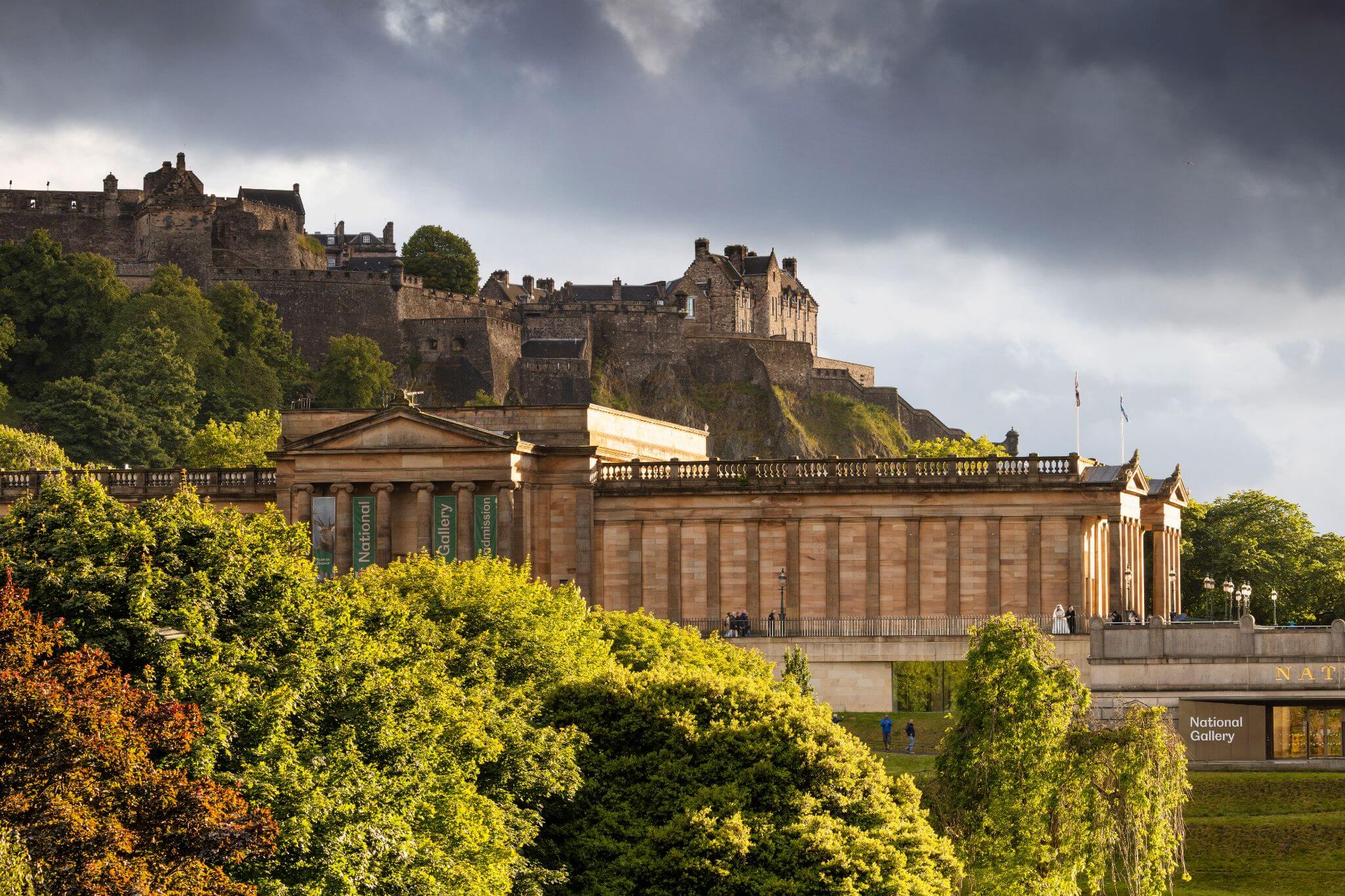 TOUR DU LỊCH SCOTLAND - IRELAND 9N8D 