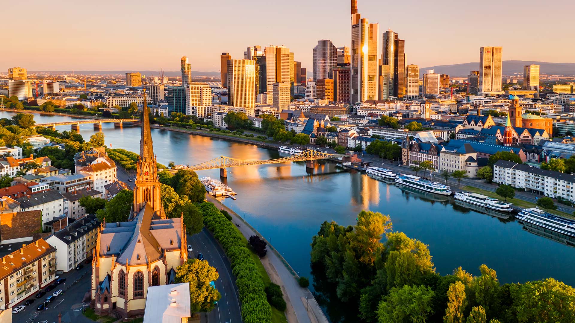 Top 7 điểm đến không thể bỏ lỡ khi du lịch Frankfurt, Đức