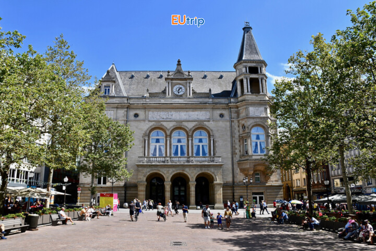quảng trường D’Armes- luxemborg eu trip