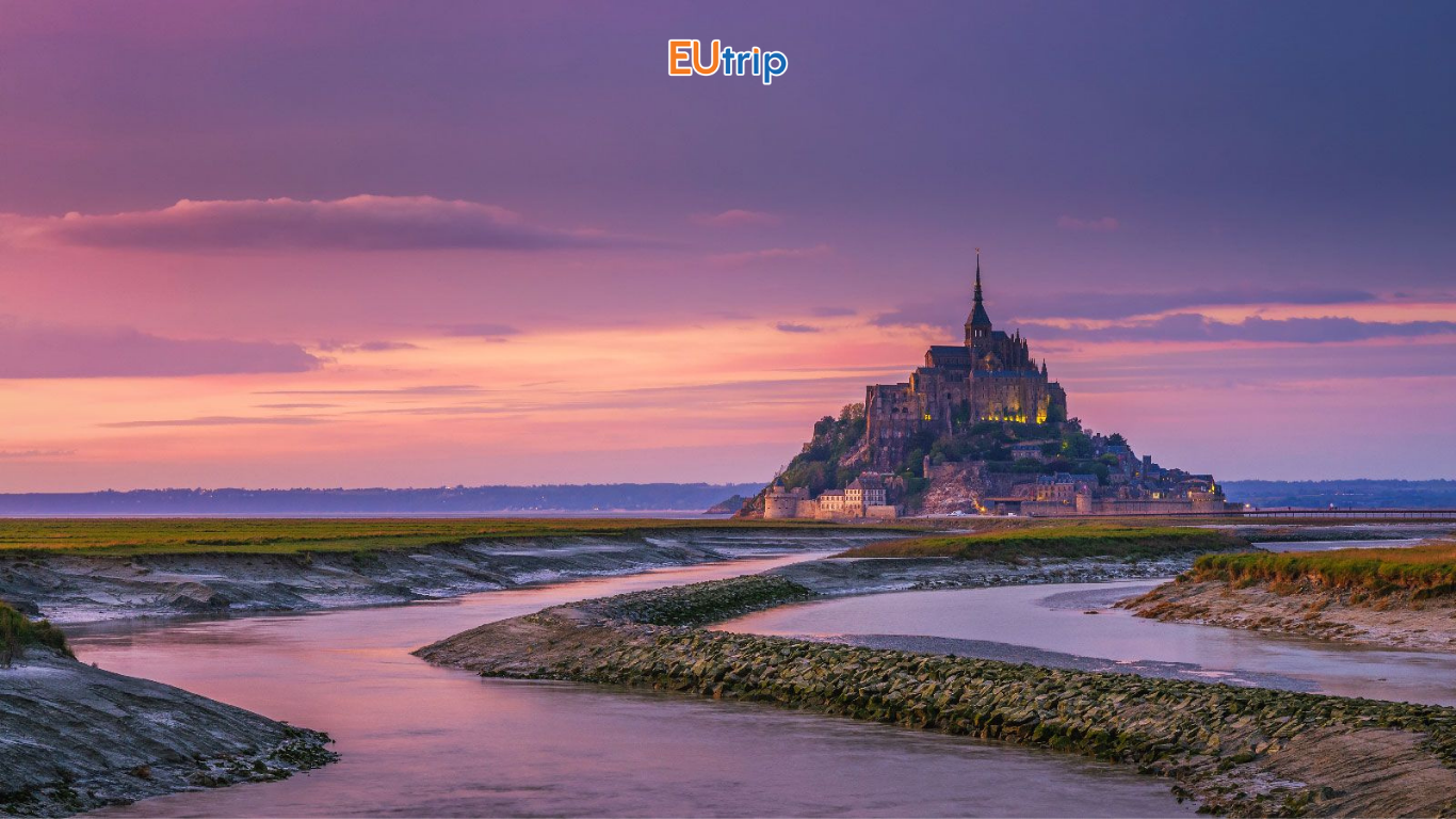 DU LỊCH PHÁP NHẤT ĐỊNH PHẢI GHÉ MONT SAINT MICHEL ÍT NHẤT MỘT LẦN TRONG ĐỜI