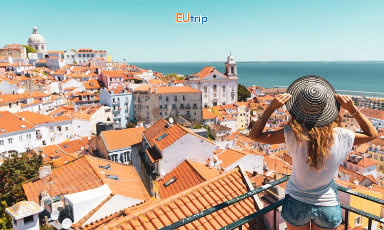 MÙA HÈ NAM ÂU CÓ GÌ ĐẸP? TỪ BỜ BIÊN ĐỊA TRUNG HẢI ĐẾN MAROC