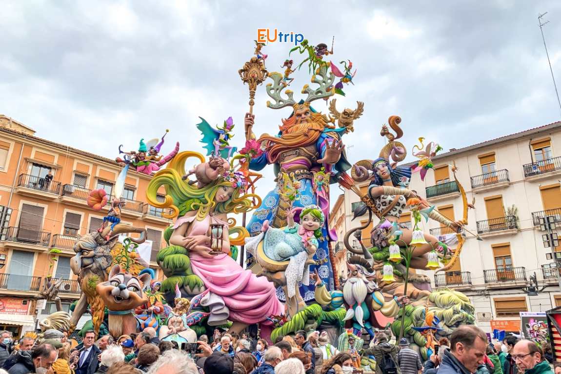 TOP LỄ HỘI MÙA HÈ Ở NAM ÂU KHÔNG NÊN BỎ LỠ