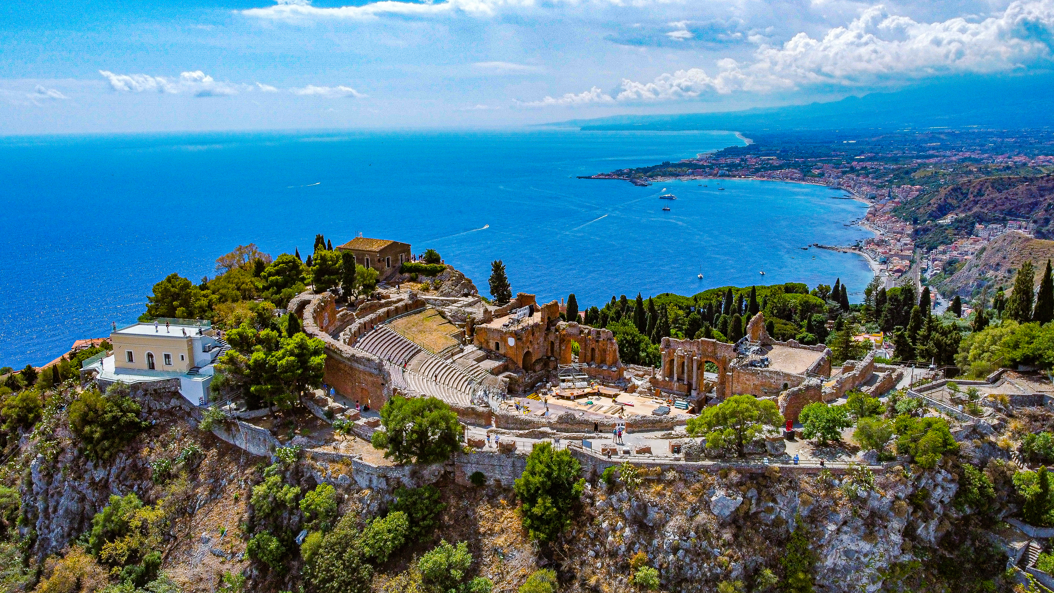 Nhà hát cổ đại ven biển Địa Trung Hải Châu âu