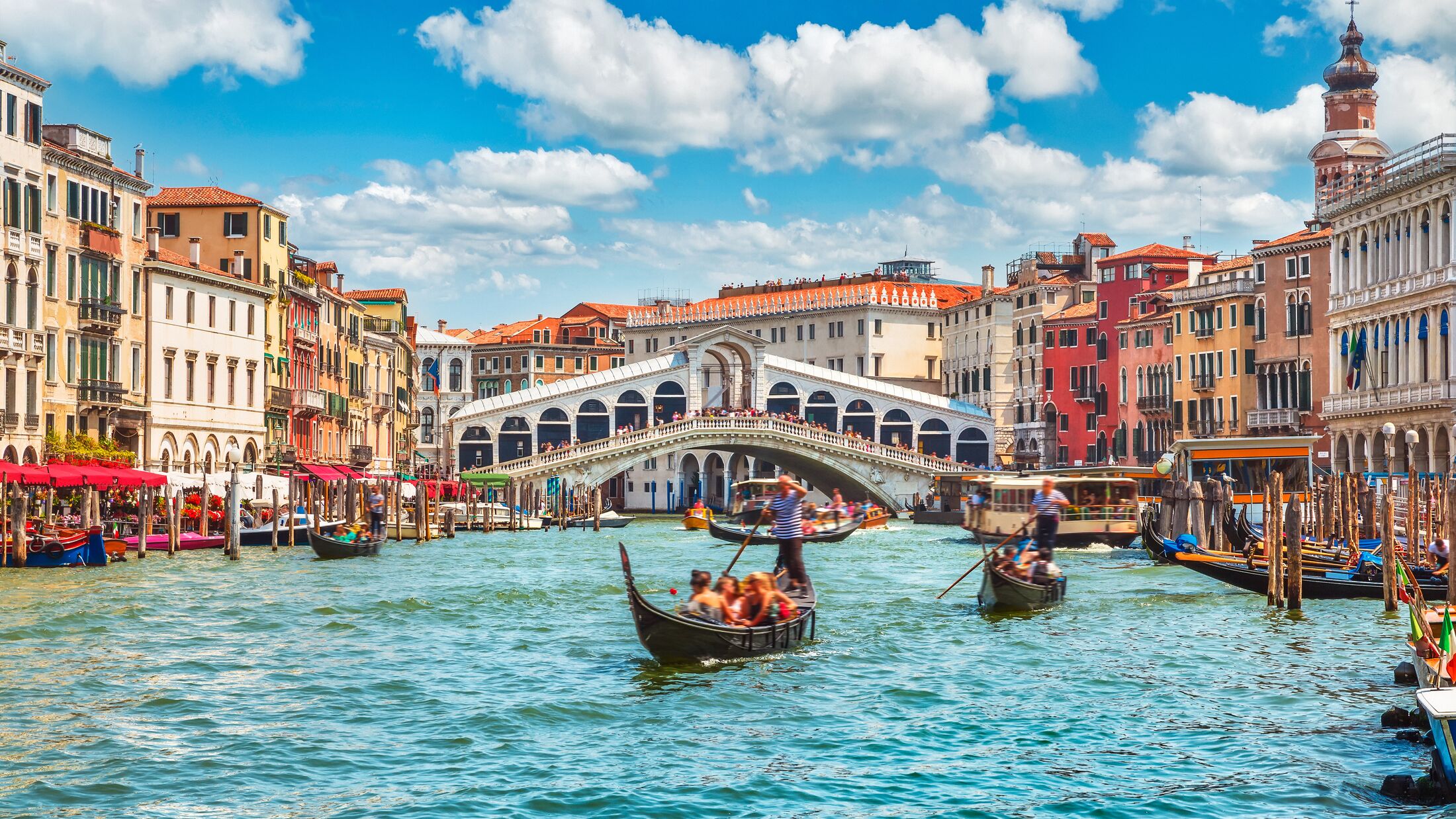 Lạc Lối Giữa Venice: Hành Trình Khám Phá Thành Phố Không Có Đường Xe