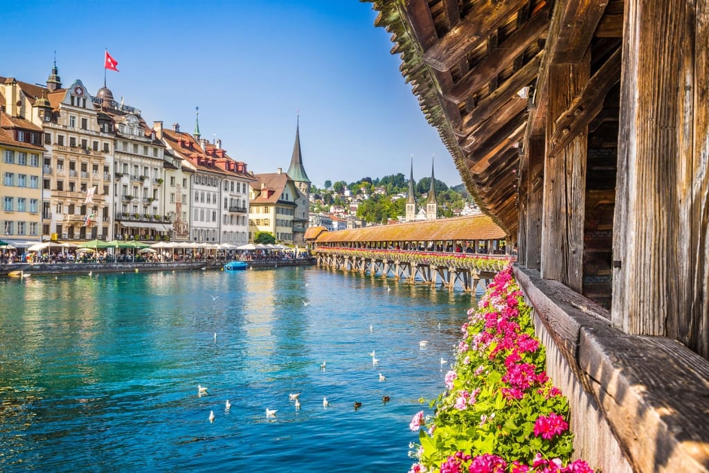 Top 10 địa điểm du lịch Thụy Sĩ được yêu thích nhất