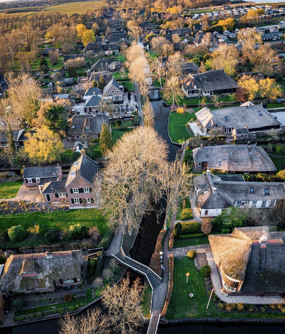 giethoorn village from above eutrip du lịch châu âu 2