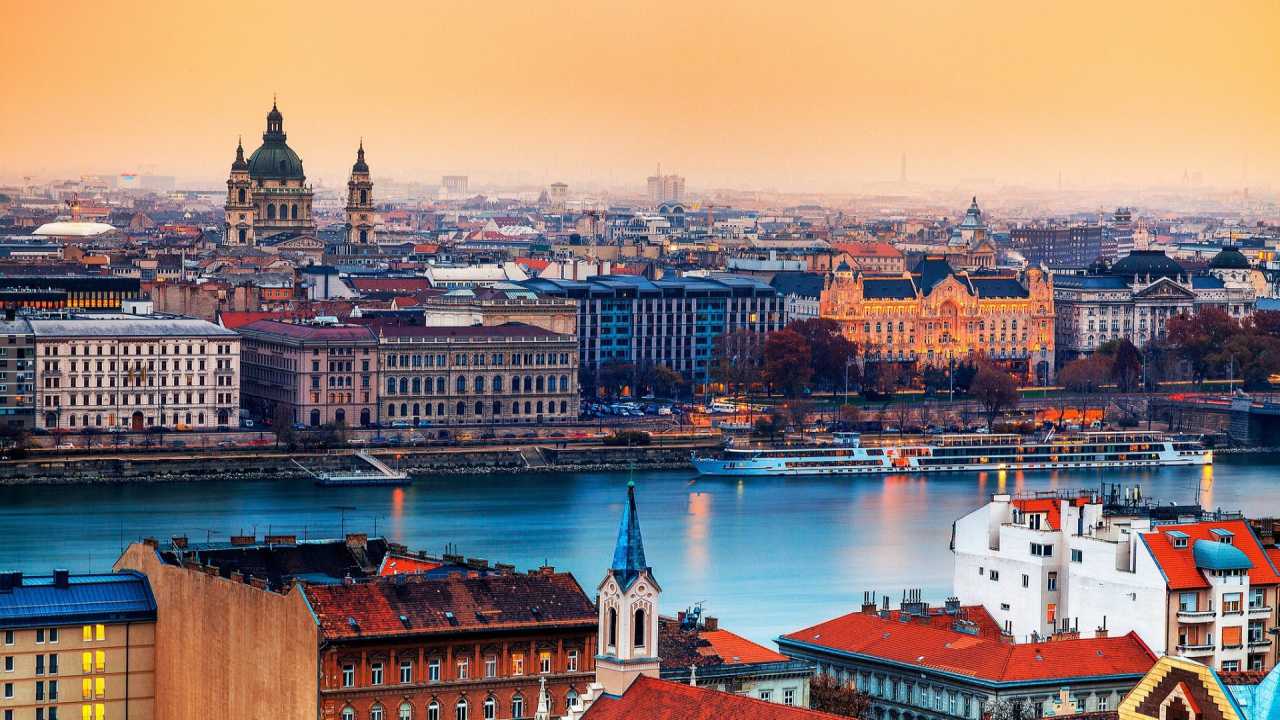 DU LỊCH HUNGARY: TOP 5 ĐỊA ĐIỂM THAM QUAN HẤP DẤN CỦA BUDAPEST